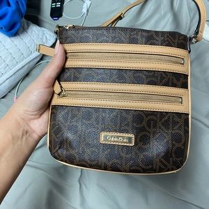 Crossbody bag
